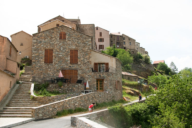 Village muraille de Tralonca.