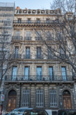 <center> Hôtel Chambon. </center> 29-31 cours Pierre Puget. L'élévation comprend cinq travées et six niveaux sur basses offices. Les deux travées des extrémités sont en avant-corps de très faible saillie, marquant plus nettement les deux entrées de l'immeuble. On accède à l'hôtel particulier de deux niveaux sur basses offices par le 31, à droite. Les autres niveaux sont accessibles par le 29, à gauche, et comportent un appartement par étage, avec les combles pour les domestiques.