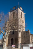 L’église Saint-Nicolas. <br> L’église Saint-Nicolas est au cœur de la vie de Marignane. Sans fondement à ce jour, il lui a été attribué par un érudit local du début XIXe siècle une origine légendaire de l’« époque du sacre de Charlemagne ».