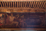 Château des Cauvet <br> Soldat antique et trophée d'armes.