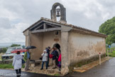Saint-Trinit.<br> La chapelle dédiée à saint Roch. L'apparition des épidémies de peste suivit les guerres de religion. Pour s'en protéger, il fut édifié, à côté de l'église, entre 1629 et 1630, une chapelle qui fut dédiée à Saint Roch.