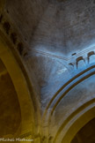 Eglise Saint Andéol. <br>  Il faut remarquer le clavage rayonnant des trompes, d’une rare perfection, et le motif en forme de coquille à leur départ.