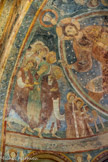 Chapelle des Moines. Berzé. <br> A droite du Christ, six apôtres, dont Saint-Paul, reconnaissable par sa calvitie, tenant un phylactère. Sous les apôtres, deux saints plus petits, les diacres Vincent et Laurent .