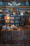 Le château de Cormatin. <br> La salle des miroirs. On y assemblait, sans esprit scientifique mais pour alimenter des réflexions symboliques, objets exotiques ou étranges, coquillages, animaux empaillés, minéraux, bronzes, etc.
