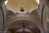 L'église Saint-Martin de Chapaize. <br> Le tansept, avec derrière, la travée de choeur.