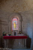 L'église Saint-Martin de Chapaize. <br> Absidiole Nord. En bas, st Martin donnant la moitié de son manteau.