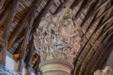 Cluny. <br> Le palestre avec de petits athlètes.