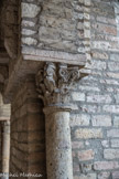 Saint-Philibert de Tournus. Le Cloître Saint-Ardain.<br> Décor végétal.
