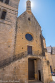 L'église Saint-Nicolas. <br> Dès lors, l’édifice devient civil. En 1861, le bâtiment est l’objet de remaniements : les chapelles latérales et le chevet sont alors détruits. Après avoir été successivement halle aux grains, maison commune, puis lieu de justice, l’ancienne église Saint-Nicolas est aujourd'hui un espace d'exposition.