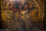Salle Saint-Hugues. Le plafond est décoré d’une grande toile marouflée au caractère maniériste, signée et datée de 1646. Elle représente la guérison d’un infirme à la piscine probatique ou de Bethsaïda. Le peintre ne se plie pas aux usages de l'époque qui jugeaient inconvenant de représenter « les eaux dans les plafonds » puisque le spectateur se trouve comme au fond de la piscine.