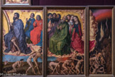 Saint Jean Baptiste, six apôtres et un groupe de trois femmes.
Leurs traits sont jeunes et idéalisés. Si l’on considère que le groupe de quatre hommes représente des personnages contemporains de l’artiste, les fenmes seraient Philipote Rolin, une fille du fondateur Isabelle de Portugal, Duchesse de Bourgogne, sous les traits de la femme couronnée et enfin une des premières femmes de Rolin ou une représentation de Marie-Madeleine. Les damnés. Sur le plateau de droite, la figure détourne la tête, sa bouche ouverte exprimant la peur de la damnation. Au-dessus, on lit «  peccata » : les péchés. Sur le chemin de l’enfer, les démons sont absents mais les damnés sont accablés par le poids de leurs fautes. Sous leurs pas, le sol se crevasse : ils tentent de se redresser sans y parvenir et chutent dans les flammes de l’Enfer.