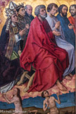 Polyptyque. Le pape Eugène IV qui a signé la bulle autorisant la fondation de l’Hôtel-Dieu, le duc de Bourgogne Philippe le Bon, l’évêque Jean Rolin, fils du fondateur, et sous les traits de l’homme chauve, peut-être l’artiste lui-même.