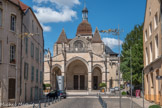 La collégiale Notre-Dame, basilique depuis 1958, se trouve dans le centre ville à l’emplacement du castrum romain de Belena. C'est le plus important trésor de la ville, avec le fameux Hôtel-Dieu. La fondation de la collégiale Notre-Dame et du chapitre remontent à la fin du 10e siècle. L’église actuelle a été construite dans le courant du 12e siècle par Etienne de Bagé, l’illustre évêque d’Autun qui a fait construire à la même époque la cathédrale d’Autun et Saint-Andoche de Saulieu. C’est l’un des plus grands édifices romans de la Bourgogne, construit sur le modèle de l'abbatiale de Cluny et plus proche de la cathédrale d’Autun.