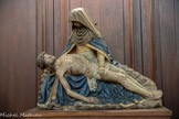 Pietà qui se trouvait sur le pont romain. Le corps incliné indique que la Résurrection est proche.