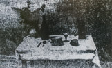 Joseph Nicéphore Niepce - Né à Chalon en 1765, au 15, rue de l'Oratoire, il peut être considéré comme l'inventeur de la photographie. Après un stage chez les Oratoriens et dans l'armée révolutionnaire qu'il abandonne pour raisons de santé, il s'installe à Chalon en 1801, se consacrant tout entier à diverses recherches scientifiques. Il met au point, avec son frère Claude, un moteur dont le principe est celui du moteur à réaction, le 