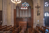 Depuis 1890, l'église Saint-Pierre possède un orgue, de 13 jeux, construit par les établissements Guetton et Dangon, à l'époque à l'entrée du chœur1. 
En 1958, il est déplacé vers le transept sud (sa position actuelle) et subit quelques travaux. Enfin, entre 1990 et 2001 puis en 2004, Jean Deloye remet en place des tuyaux volés. 
L'instrument se compose, en traction mécanique, de deux claviers manuels de 56 notes chacun (Grand-Orgue et Récit Expressif) ainsi que d'une Pédale de 27 notes.