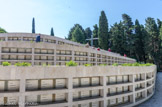Saint-Mandrier. <br> Cimetière Franco-Italien. Partie Italienne. Columbarium renfermant les restes de 975 soldats décédés dans le sud de la France au cours de la seconde guerre mondiale.