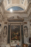 Place Banchi. Dans la chapelle de droite, dédiée à S. Giovanni Battista, la précieuse toile du martyre du Saint précurseur, patron de la ville, œuvre du peintre maniériste Lucquois Benedetto Brandimarte, fin XVIe.