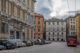Piazza delle Fontane Marose, où se trouvait notre hôtel. Cette place, ancien centre ville, fut le siège des palais de la famille Spinola. A gauche, Palazzo de Gio. Batta Spinola (1560-1562). Nom actuel : Palazzo Negrone. En face de ce palais (non visibles), Palazzo de Gio. Batta Spinola (1560-1562), Nom actuel : Palazzo Negrone. Palazzo de Gio Giacomo Spinola et Palazzo de Benedetto Spinola « De Mongiardino », Palazzo Spinola de Luccoli – Balestrino.