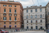 Piazza delle Fontane Marose, où se trouvait notre hôtel. Cette place, ancien centre ville, fut le siège des palais de la famille Spinola. A droite, Palazzo Jacopo (ou Giacomo) Spinola de Luccoli. Nom actuel : Palazzo Spinola dei Marmi. A gauche, Palazzo d’ Agostino Spinola (Rolli de 1576). Nom actuel : Palazzo Spinola de Luccoli – Cervetto. Plus à gauche (invisible), Palazzo de Luciano Spinola (1472), Nom actuel : Palazzo Spinola Pignone,