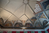 Villa del Principe. Palais d'Andrea Doria.<br> La salle de Psyché. Soumise à des épreuves cruelles par Venus — qui lui remit une burette en lui ordonnant de la remplir avec les eaux du Styx, le fleuve de l’enfer — Psyché surmonta toutes les difficultés et une fois rendue immortelle put rejoindre son aimé pour l’éternité.