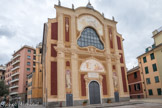 L'église de San Salvatore à Sarzano , où fut baptisé le célèbre violoniste Niccolò Paganini.