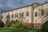 Château de Rocca Grimalda. <br> La majestueuse façade occidentale achevée à la fin des années 1700 .