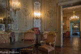 Hôtel de Lunas.  Le rez-de-chaussée est réaménagé par Félix Sabatier dans le goût parisien et devient l’espace de réception avec deux salons et une salle à manger. L’ensemble du mobilier et de la décoration de 1845 est encore en place. Il constitue une rare collection par la qualité des pièces conservées depuis l’origine et témoigne du goût d’un riche bourgeois (prétendant à la noblesse) capable de mettre tous les moyens en œuvre pour aménager à Montpellier une demeure digne des milieux parisiens.