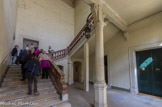 Hôtel de Lunas. À l'intérieur du bâtiment, la cour ouvre sur un escalier d’honneur qui conduit aux salles de réception du 1er étage. Les affaires de Guillaume Zoé Granier, périclitent.  En 1848, Granier démissionne du mandat de député. Ses affaires et celles de son fils Henri sont mises en liquidation.
Son gendre, Félix Sabatier d’Espeyran (1816-1894), l’aide financièrement en rachetant l’hôtel de Lunas pour 200 000 francs, lors de sa vente aux enchères, le 16 mars 1855.