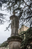 <strong>Saint-Laurent-des-Arbres</strong> <br> La statue de saint Laurent.