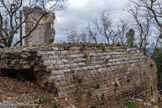 <strong>Sabran</strong>  <br>  Le logis (12 m x 8,60 m) jouxtant celui des 