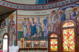 Saint Irénée. <br> Le Choeur de l'Eglise. Saint Athanase, Saint Jean Chrysostome et les apôtres communiant (le pain).