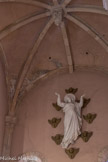 La Ciotat. Église Notre-Dame de l'Assomption.<br> Au dessus du maître-autel, on peut voir une Assomption, œuvre du statuaire Millefaut. Elle mesure 3mètres 15. Il faut remarquer les mouvements très sensibles et la pureté des lignes de la sculpture.