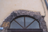 Saint-Sauveur-sur-Tinée <br> Linteau avec un mouton gravé, 1785.