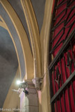 Saint-Sauveur-sur-Tinée <br>Eglise Saint-Michel Archange. Les arcs retombent sur des culots grossièrement sculptés de têtes humaines et animales.