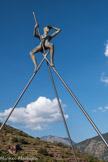 Roure. <br> Le Grand Guetteur, de Nicolas Lavarenne. Bronze, hauteur de 6 m.