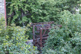 Roure. <br> La machinerie de fer du téléphérique de 1927 qui a longtemps servi à acheminer le lait jusque dans la vallée, à la coopérative de Saint Sauveur, car ce n’est qu’en 1935 que la route atteint la place de l’église.