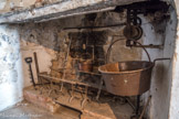 Le château de Saint-Martin-de-Pallières. La cuisine.