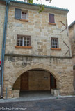 <center>Aimargues. </center> Place de l'hôtel de ville ou du marché.