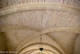 <center>Le château de Teillan. </center> Les murs de la salle capitulaire, où se réunissaient les moines, tiennent par leur propre poids, leur base étant beaucoup plus épaisse que leur partie haute. Le plafond est en brique entre des arches, il est décoratif, ce n'est que du remplissage. Du temps de la splendeur du monastère, la salle capitulaire fut agrandie d'une travée, elle mesure 18 m de long sur 10 m de large. Elle communiquait avec la chapelle par deux portes.
