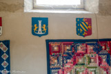 <center>Le château de Teillan. </center> A gauche, les armoiries des De Cazenove et à droite, celles de la famille de sa femme, les Adhémar.