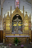 <center>Deuxième chapelle de droite.</center>La même chapelle, sans la crèche. en dessous statues en bois plolychrome, St Cécile.