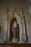 <center>Deuxième chapelle de droite.</center>St Antoine de Padoue lisant la bible avec l'enfant Jésus.