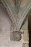 <center></center><center>Le prieuré Saint-Maurice. </center> Le cloitre.