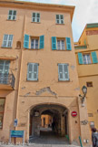 <center>Porte St Antoine </center>C’est une de deux portes restantes sur les huit de la vieille ville.