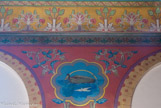 <center>Chapelle Notre-Dame de l'Immaculée Conception </center> Décor de palmettes tout autour. L’Arche de Noé, avec un arc-en-ciel et la colombe du Saint Esprit.