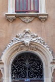 <center>Eglise Mission de France</center> Les ferronneries, les boiseries et les sculptures des trois portes sont du XVIII. Michel les a incorporées dans la nouvelle façade.