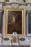 <center>La Cathédrale Saint-Pierre Saint-Paul. </center> Des tableaux ornent cette chapelle : un Christ en Croix (fin XVIIe siècle),