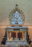 <center>La Cathédrale Saint-Pierre Saint-Paul. </center> LE TRANSEPT NORD. Le Cénotaphe de Lamoricière (mort en 1865) fut placé dans la Cathédrale en 1879.