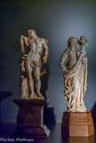 <center>Cryptes de la Cathédrale Saint-Pierre Saint-Paul. </center>